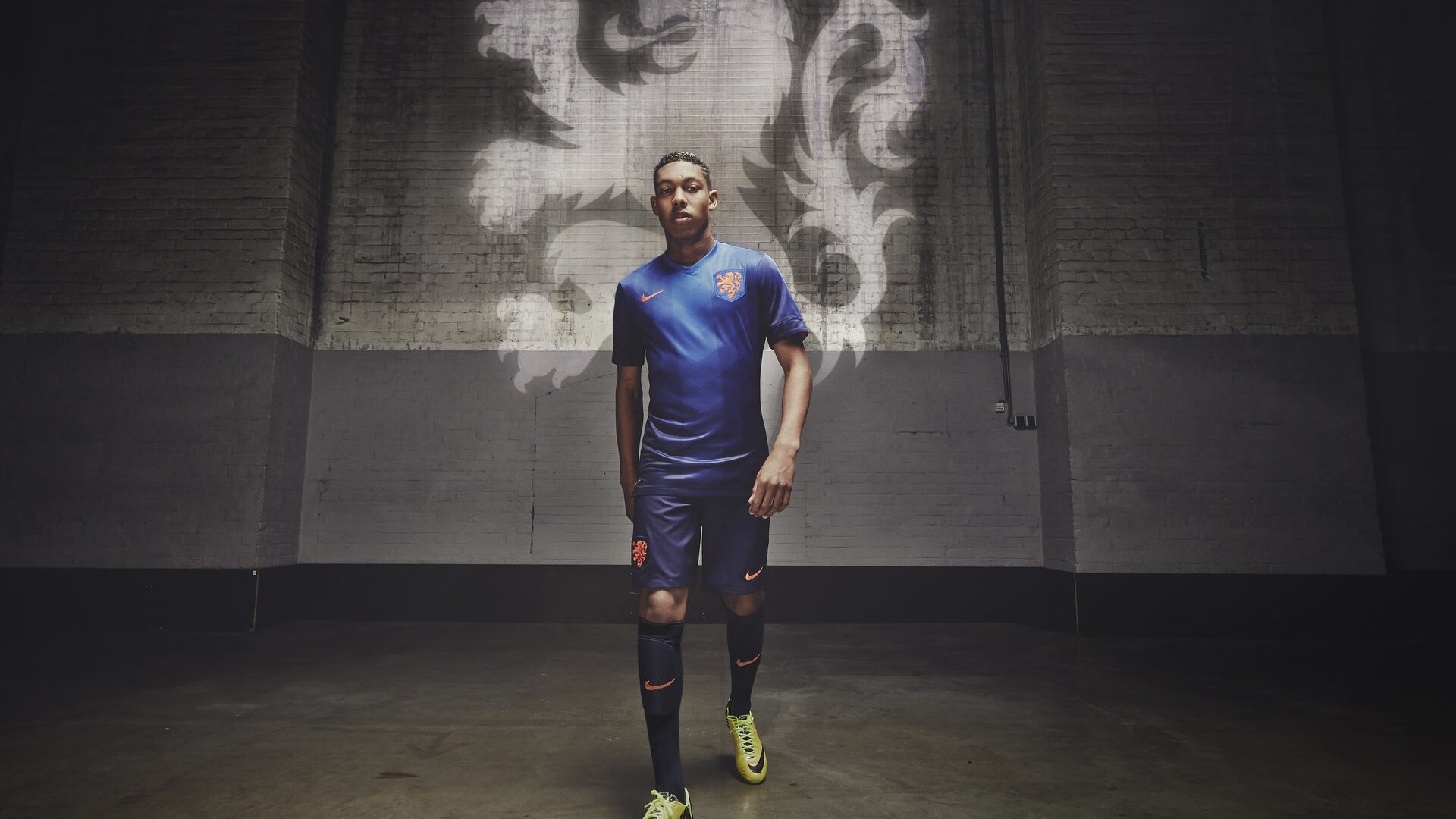 AC MILAN APP-《堡垒之夜》推出免费竞技挑战,玩家热情高涨,堡垒之夜有比赛吗